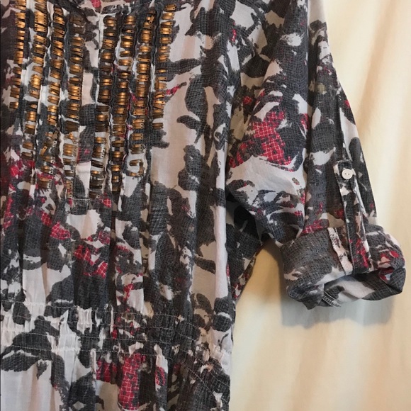 Calvin Klein long sleeve - Picture 3 of 4